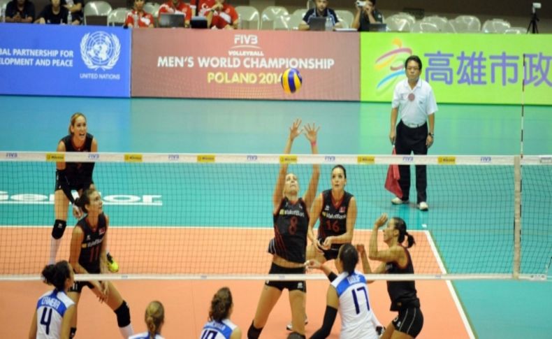 Filenin Sultanları İtalya'ya 3-2 yenildi, finalleri kaybetti
