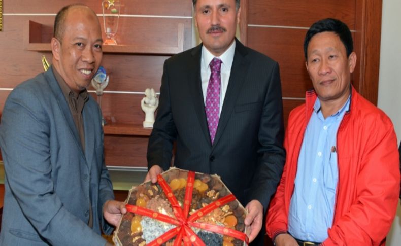 Filipinler heyetinden Başkan Çakır’a ziyaret