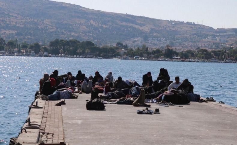 Foça açıklarında 84 kaçak göçmen yakalandı