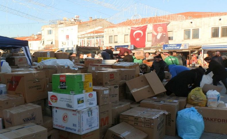 Foça Elazığ'a gönünülden destek verdi