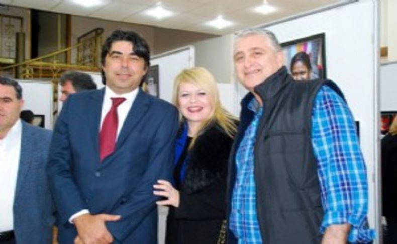 Hayata dokunan eller Foça'da sergileniyor