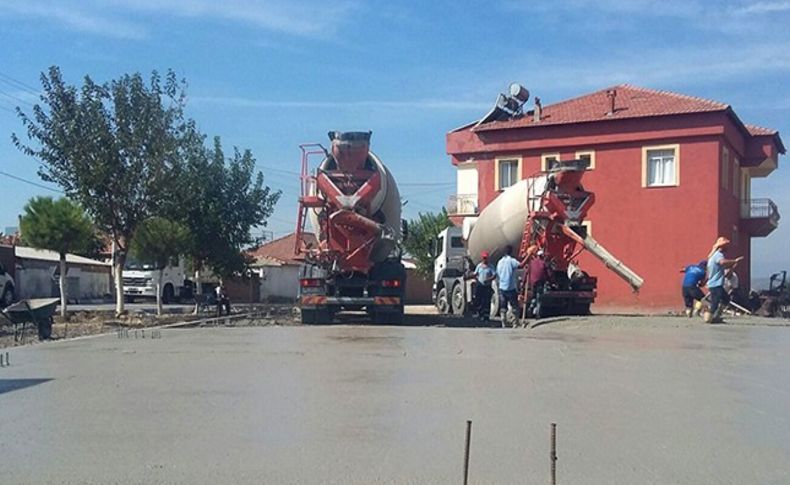 Foça Gerenköy'e yeni pazaryeri ve park