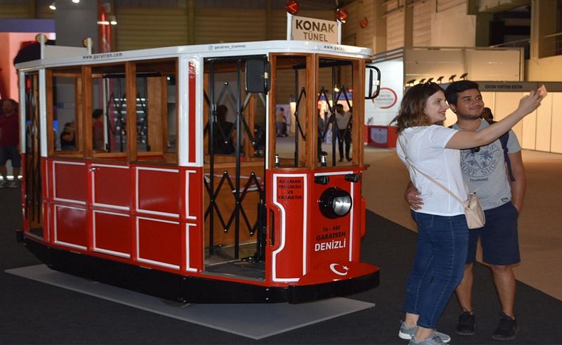 Fuarda elektrikli tramvay ve trenlere ilgi