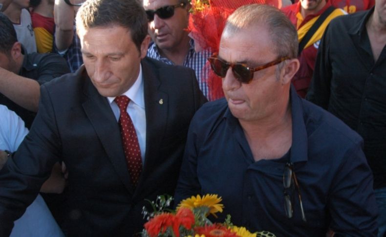 Galatasaray’a Gaziantep’te meşale köprülü karşılama
