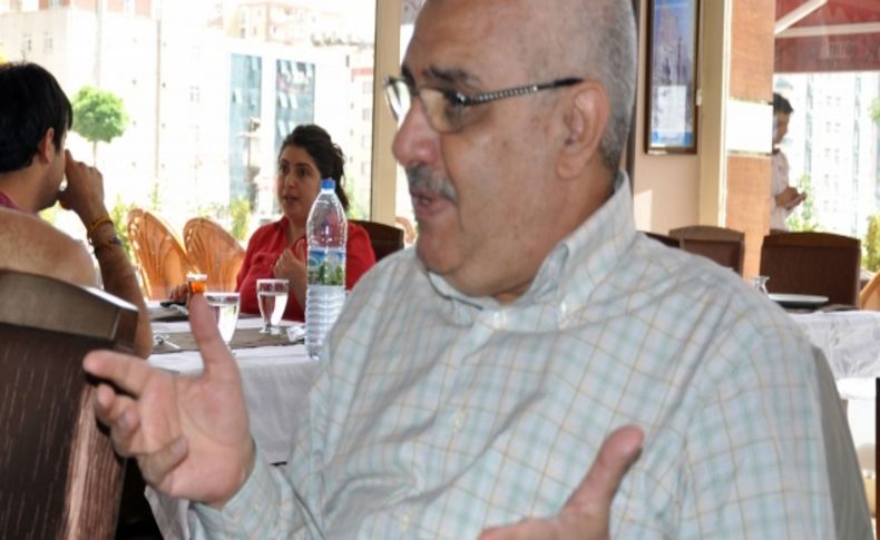 Gazeteci-Yazar Bulaç, Mardin’de gazetecilerle buluştu