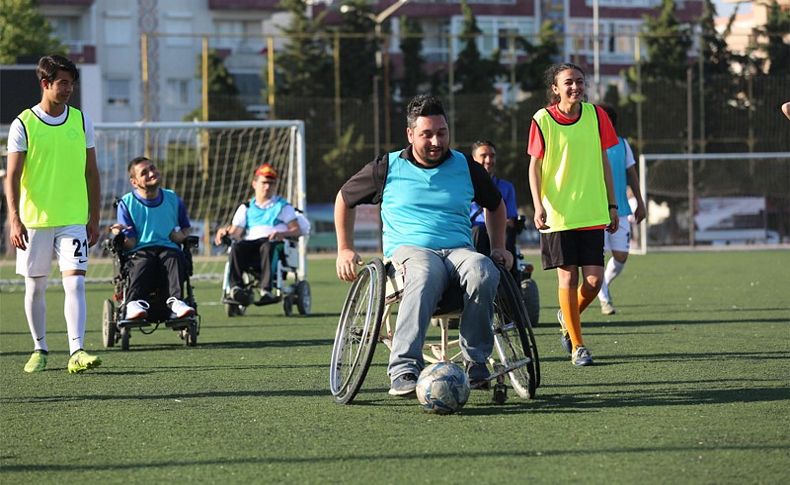 Gaziemir’de engelsiz futbol