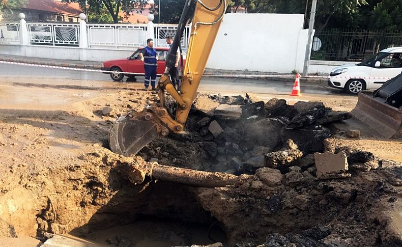 Arıza giderildi su verilmeye başlandı