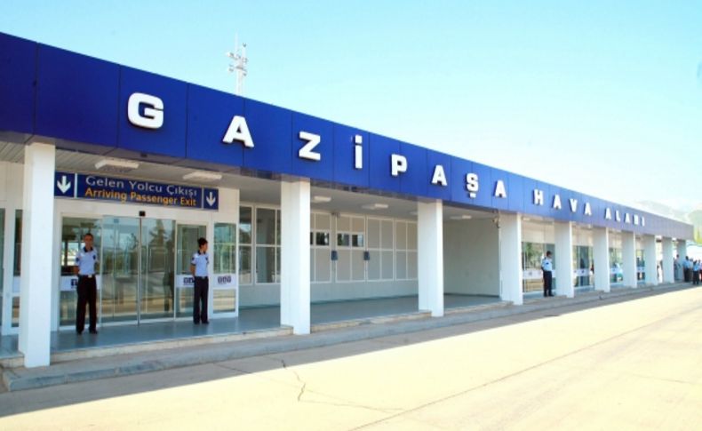 Gazipaşa Havalimanı’na ilk Airbus A320 indi