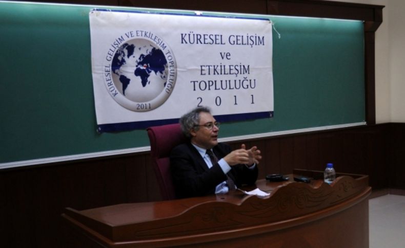 'Geçmişten Günümüze Türk-İtalyan İlişkileri' konferansı