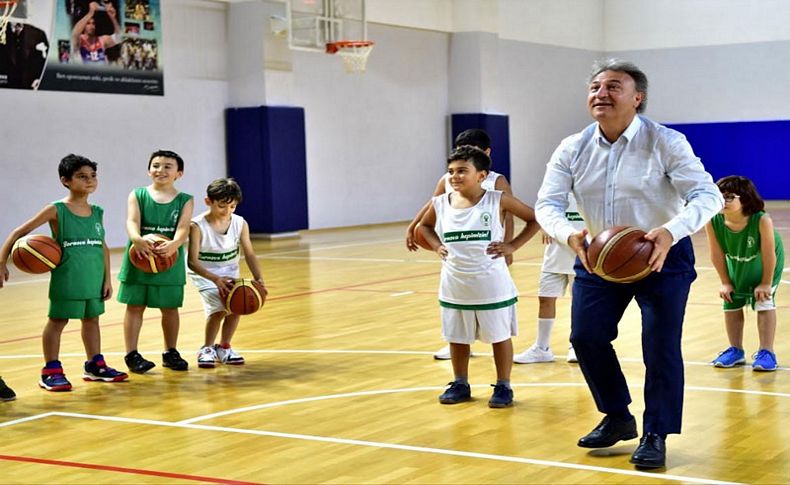 Geleceğin basketbolcuları Bornova'da yetişiyor