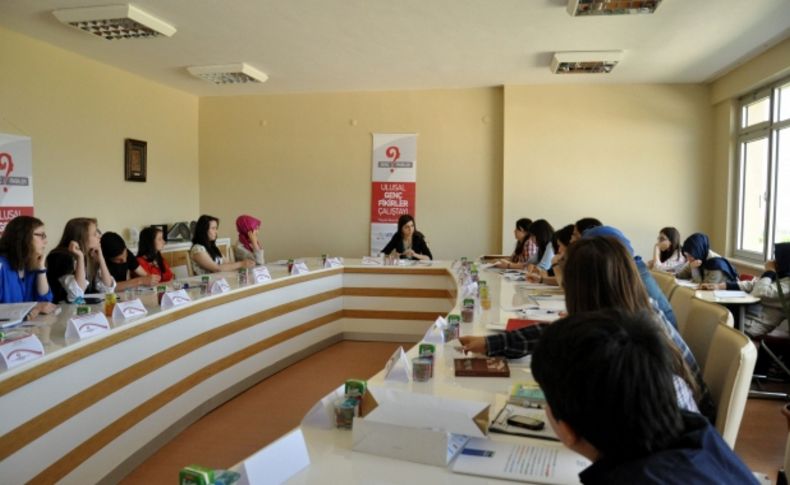Genç Fikirler: Öğrencilere 'Değer Karnesi' verilsin