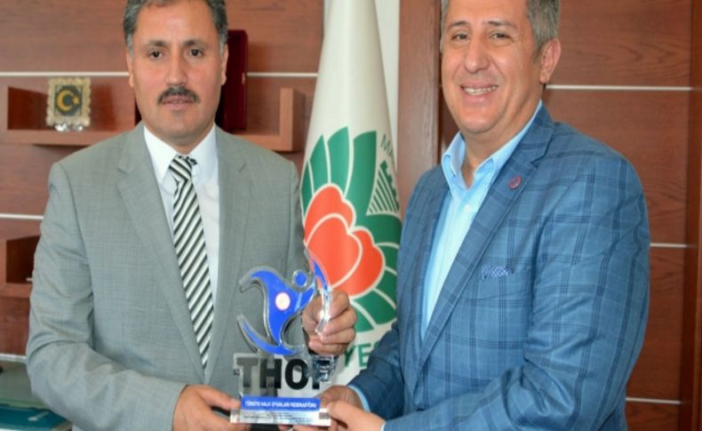 'Gençler, halk oyunları ile sosyalleşecek'