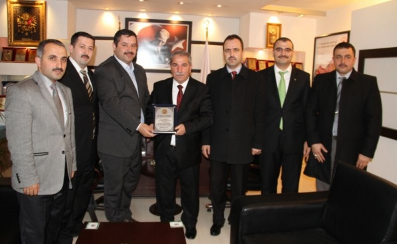 Gençlik Paltformun’dan Başkan Demirtaş’a teşekkür