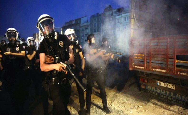 Gezi Parkı'ndaki nöbete gazlı müdahale
