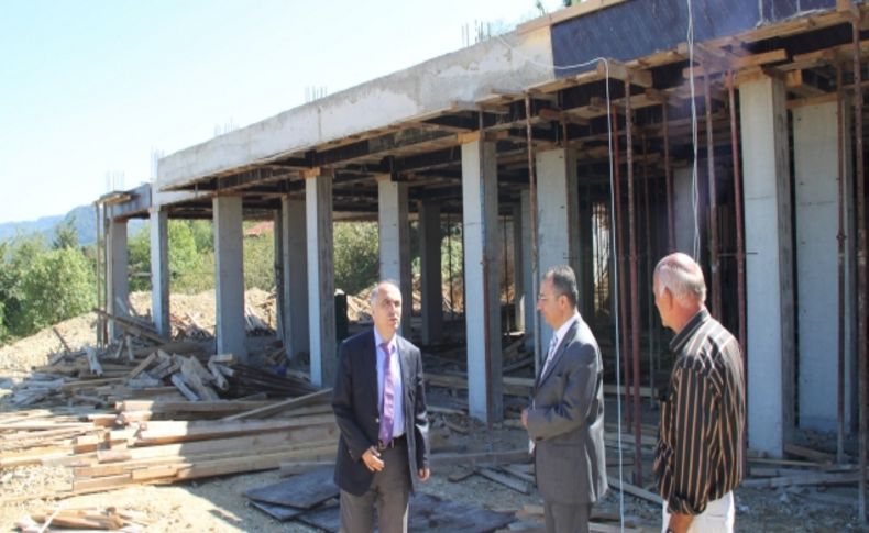 Giresun Valisi Karahan, inşaatlarda incelemelerde bulundu