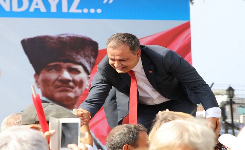 Gökmen Ulu'dan miting gibi adaylık açıklaması