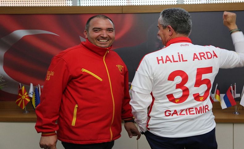 Göz Göz’den Başkan Arda’ya tam destek
