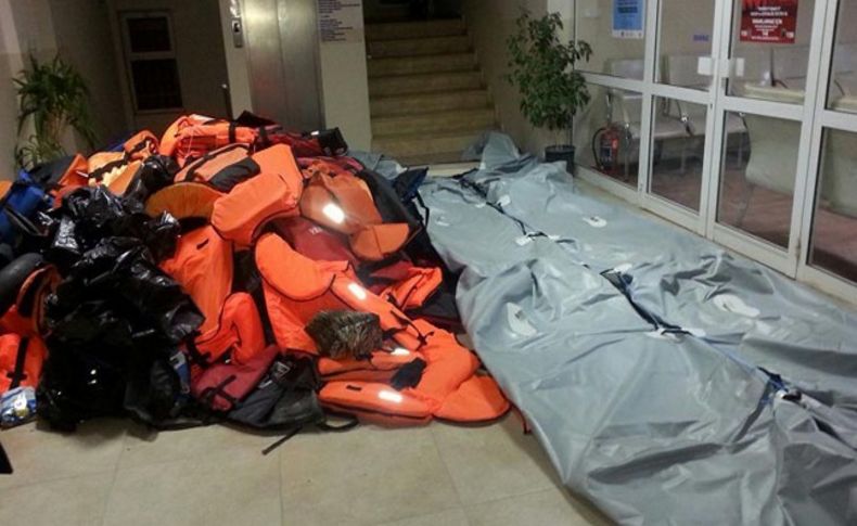 İzmir'de göçmen kaçakçılığına 11 tutuklama