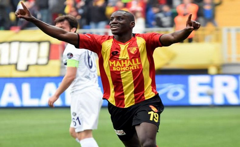 Göztepe'de Demba Ba kararı