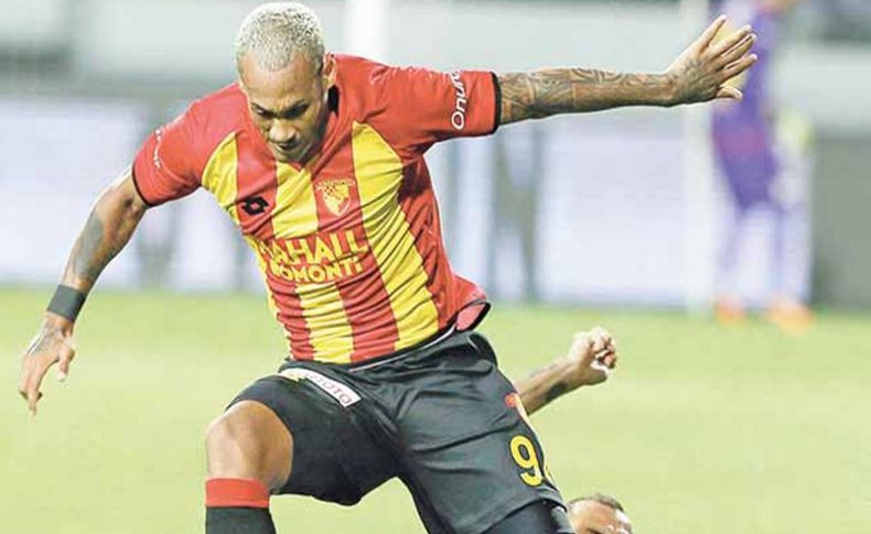 Göztepe'de Gouffran sevinci