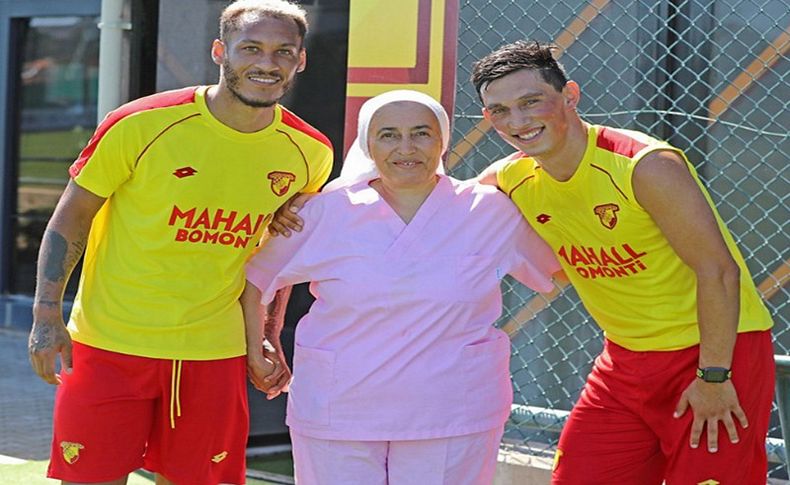 Göztepe'de rota Titi