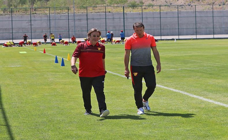 Göztepe'de transfer zirvesi