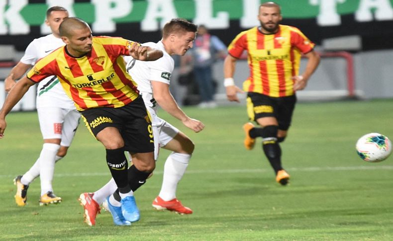 Göztepe'de yeniler kızağa çekildi