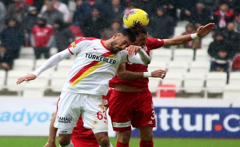 Göztepe lidere direnemedi