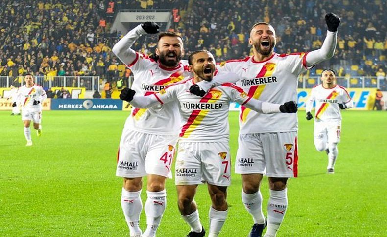 Göztepe'yi orta sahası sırtladı