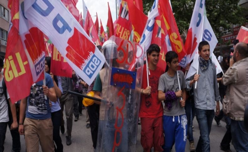 Grev eylemi için polisler uzaktan önlem aldı