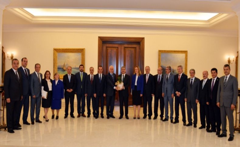 Gül: Çevrenin tartışmalara neden olması gelişmiş ülke olduğumuzu gösterir
