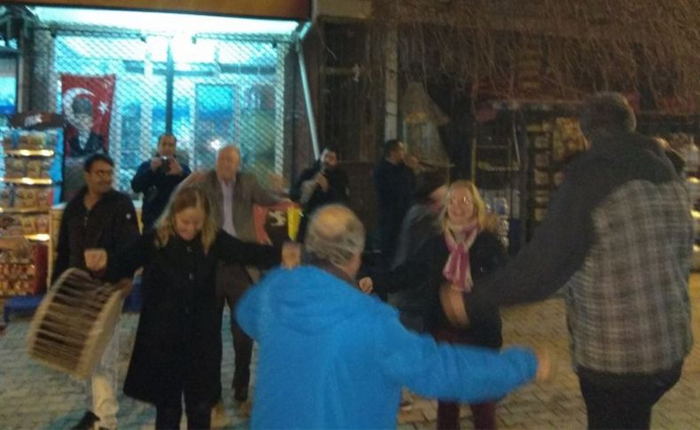 Gülbahçe zaferi davul-zurna ile kutladı