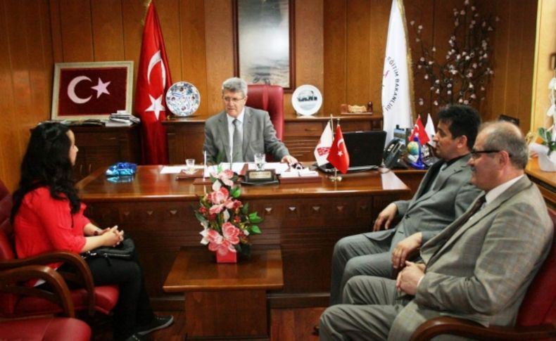 Gülsar’dan YGS şampiyonuna kutlama