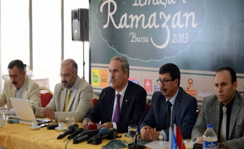 ‘Gülümseten kart’la ihtiyaç sahibi marketten istediğini alabilecek