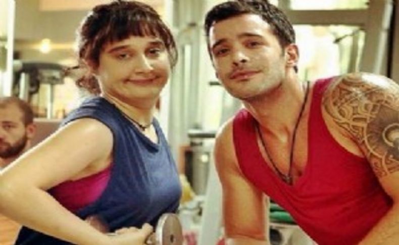 Gupse Özay ile Barış Arduç’un sürpriz aşkı