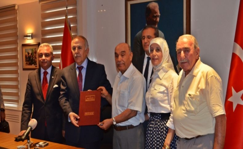 Gurbette biriktirdiği parayla memleketine okul yaptırdı
