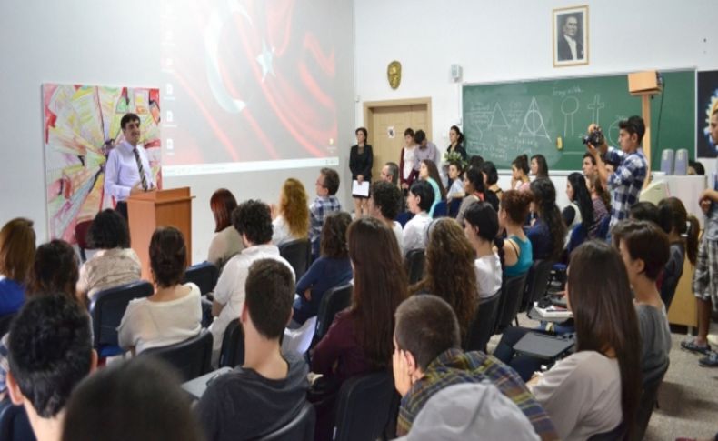 Güzel Sanatlar Fakültesi'nde yeni öğrencilere oryantasyon eğitimi verildi