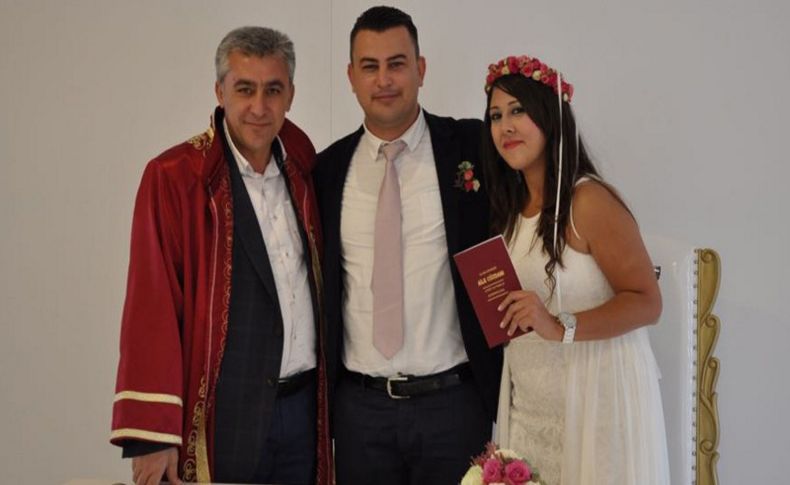 Güzelbahçe’de 1 liraya nikah