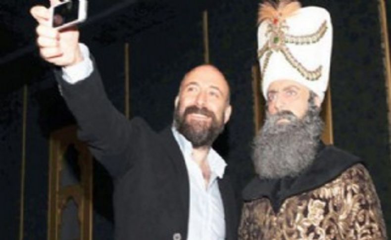 Ergenç sakalını oraya bağışlamış