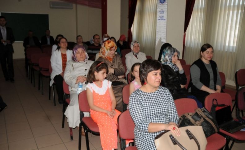 Halk Eğitim'den konferans