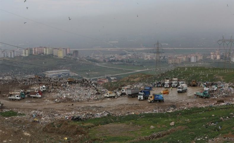 Harmandalı'nda çöp kavgası: Biri ağır, dört yaralı var