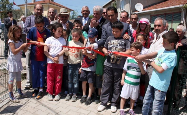 Harmanlı köyü çocukları parkla sevindi