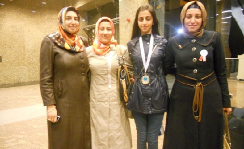 Hatice Avcı Koleji'nden gururlandıran başarı
