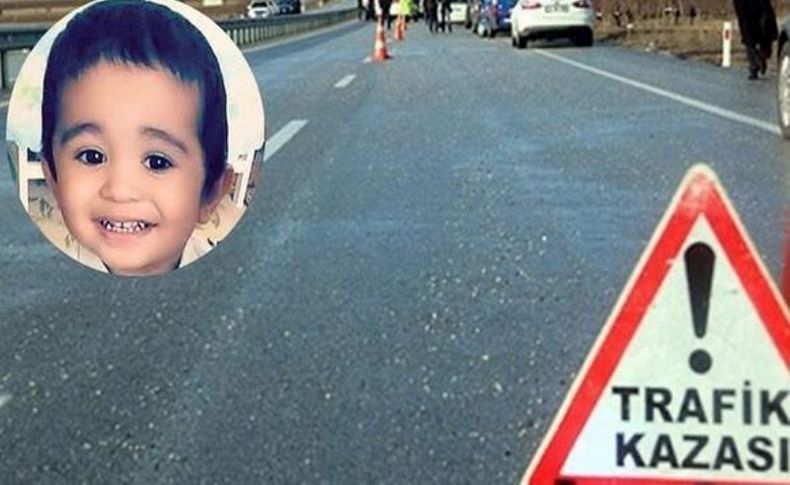 Hava yastığı boynunu kırdı! Ana kucağında ölüm