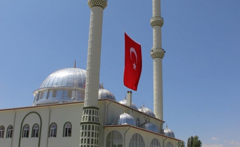 Hayırsever işadamından bin kişi kapasiteli cami