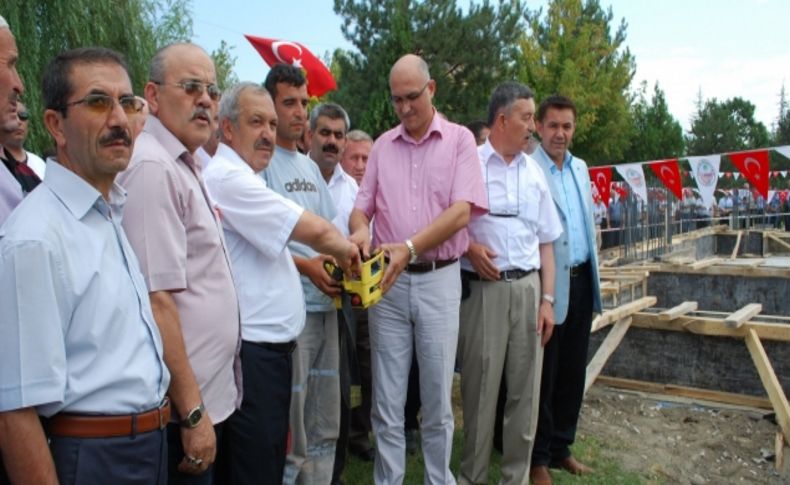 Hayırsever işadamından Turhal’a 250 kişilik cami