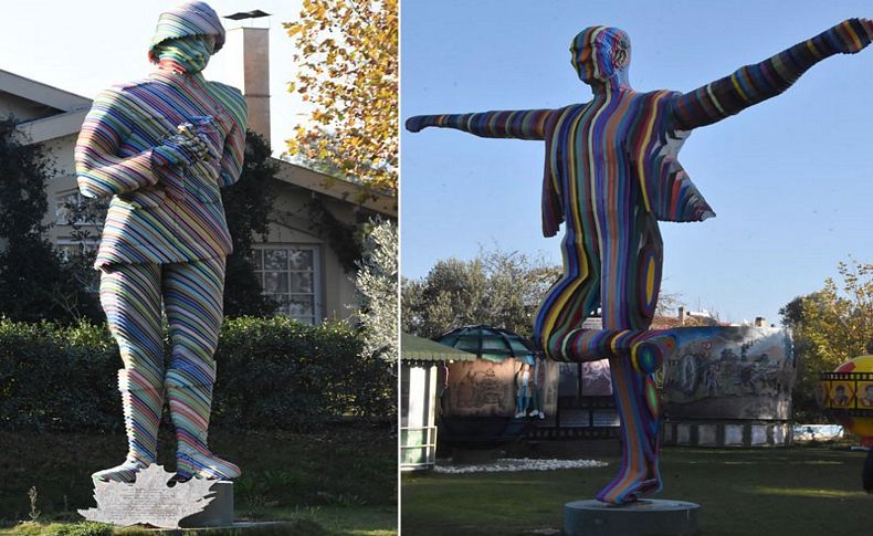 Tartışmalara neden olan renkli Atatürk heykeli kaldırıldı