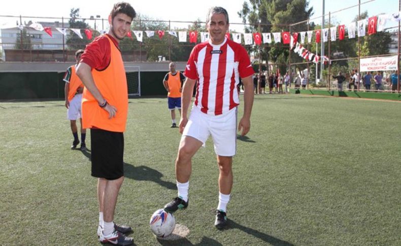 Karşıyaka sahaya indi