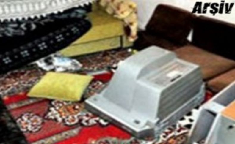 Üzerine televizyon düşen suriyeli çocuk öldü