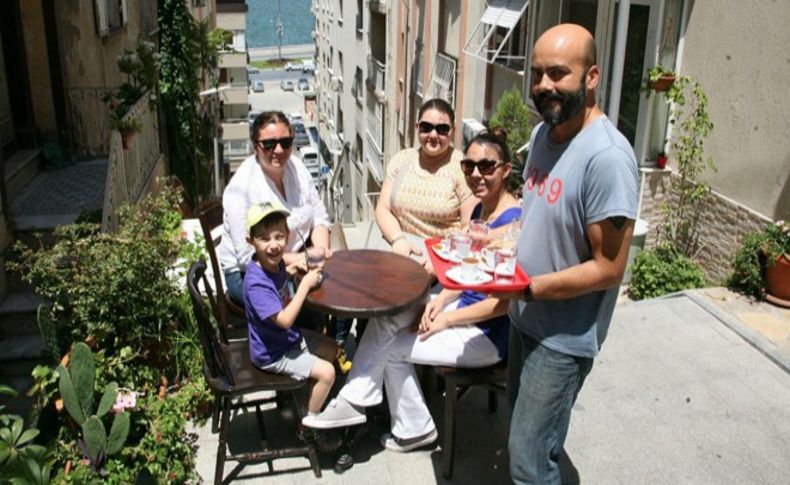 Onassis'in evini kurtaracaklar